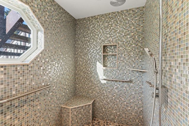 285 Beach Street, Ashland, OR 97520