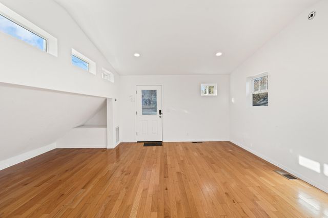 285 Beach Street, Ashland, OR 97520