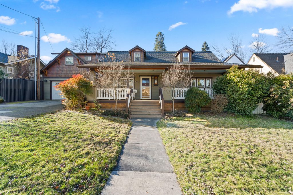 285 Beach Street, Ashland, OR 97520