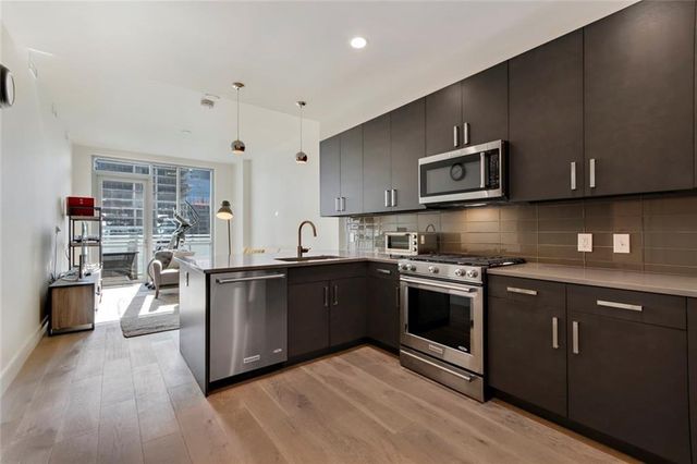 222 West Ave 2111, Austin, TX 78701