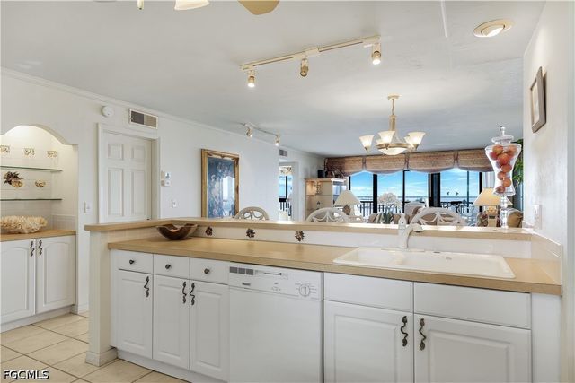 15011 Punta Rassa RD 903, Fort Myers, FL 33908