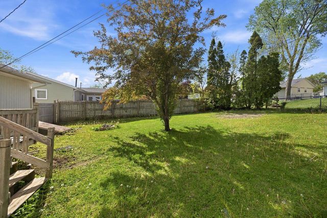 1961 Fairview Drive, Beloit, WI 53511