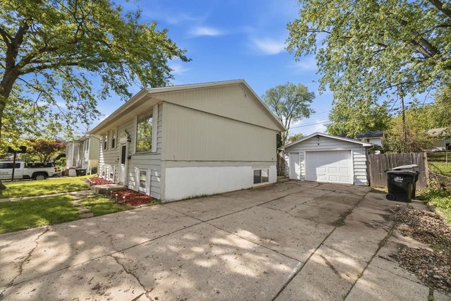 1961 Fairview Drive, Beloit, WI 53511