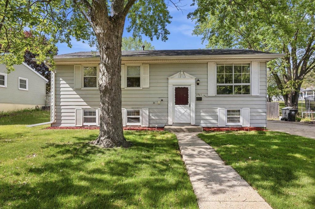1961 Fairview Drive, Beloit, WI 53511