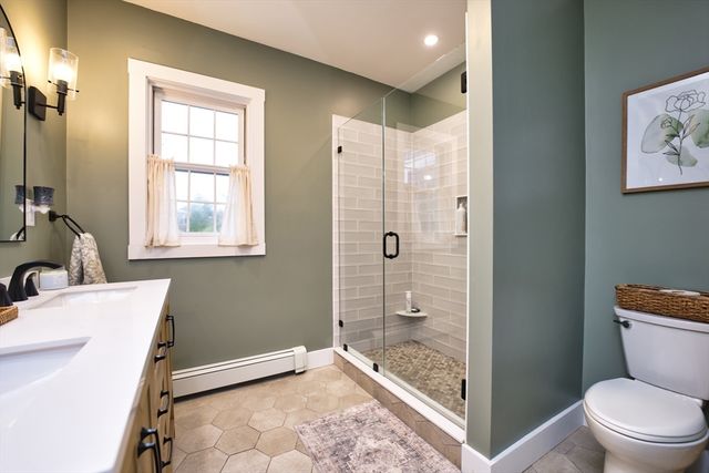 197 Rockland St, Dartmouth, MA 02748