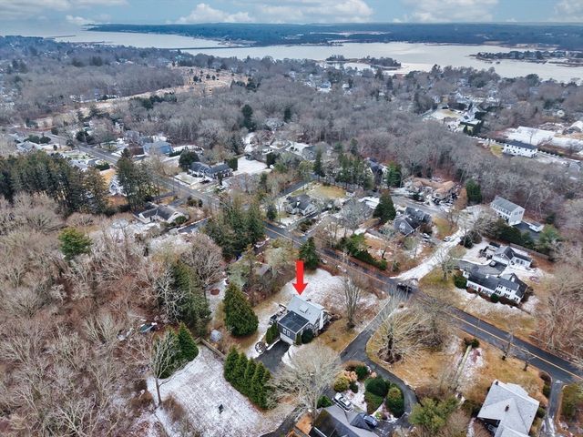 197 Rockland St, Dartmouth, MA 02748