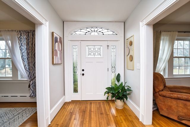 197 Rockland St, Dartmouth, MA 02748