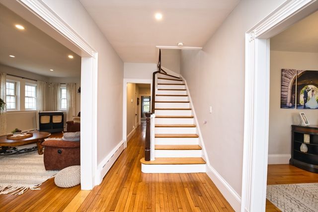 197 Rockland St, Dartmouth, MA 02748