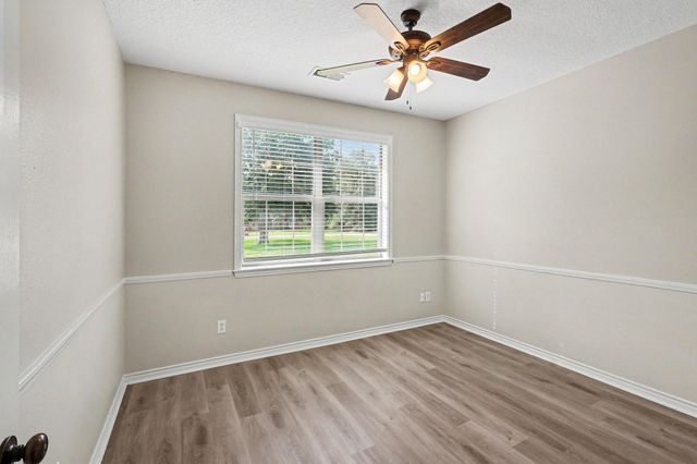 16109 Mcqueen Road, Conroe, TX 77302