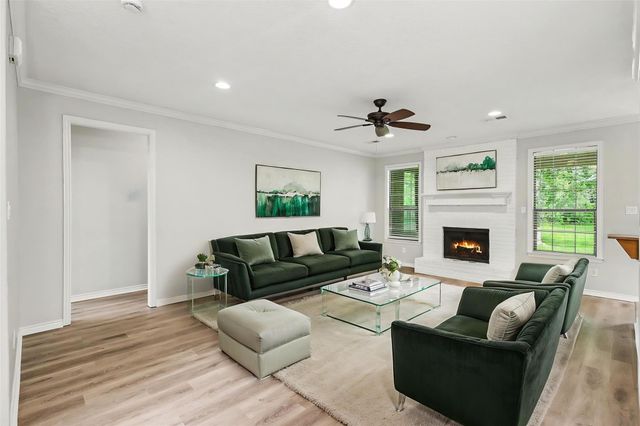 16109 Mcqueen Road, Conroe, TX 77302