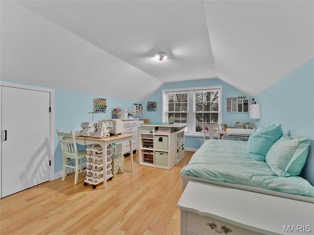 759 Carman Woods Drive, Manchester, MO 63021