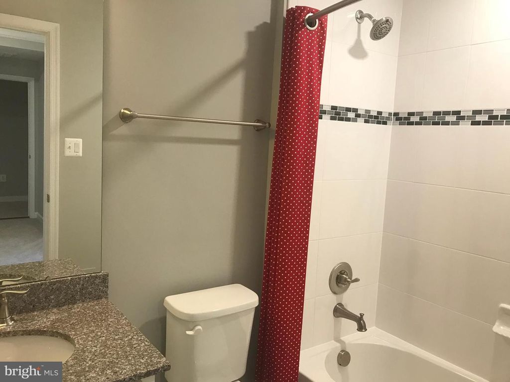 5826 OAKDALE VILLAGE RD, Ijamsville, MD 21754