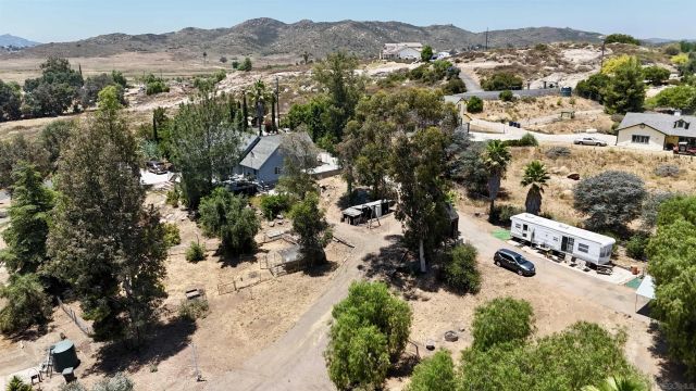 995 Laky Ln, Ramona, CA 92065