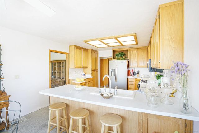 995 Laky Ln, Ramona, CA 92065