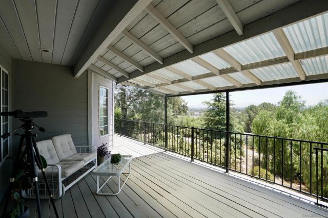 995 Laky Ln, Ramona, CA 92065