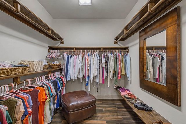 8190 SW 180th St, Palmetto Bay, FL 33157