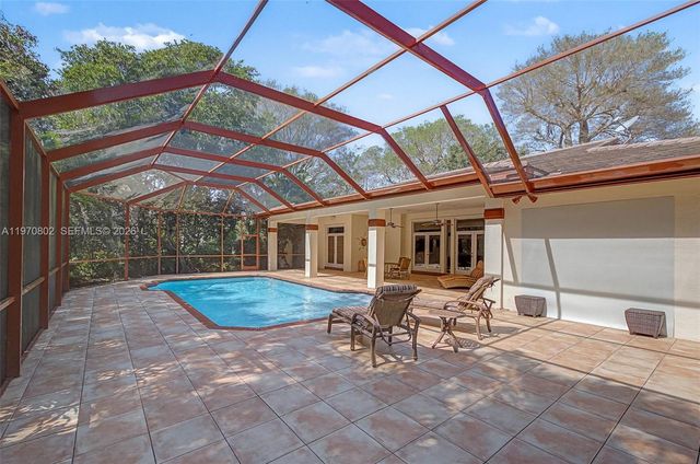 8190 SW 180th St, Palmetto Bay, FL 33157