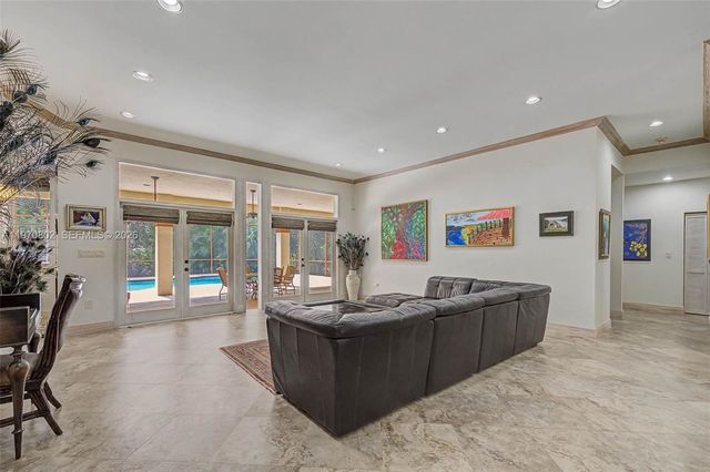 8190 SW 180th St, Palmetto Bay, FL 33157