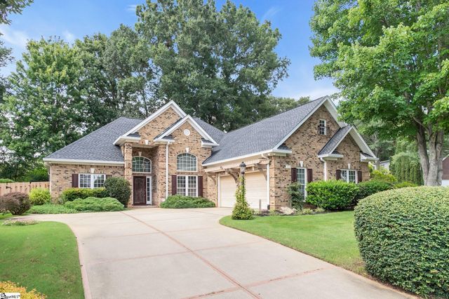 111 Clairewood Court, Greenville, SC 29615