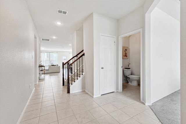 1049 Castroville Drive, Forney, TX 75126