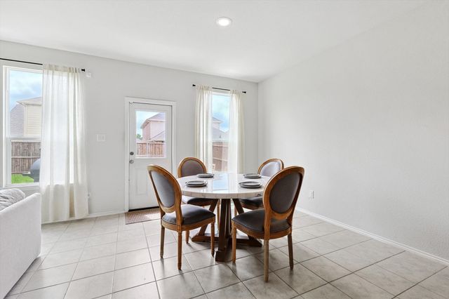 1049 Castroville Drive, Forney, TX 75126