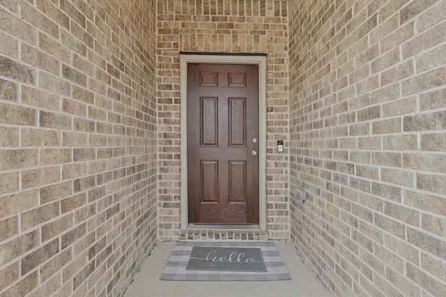 1049 Castroville Drive, Forney, TX 75126