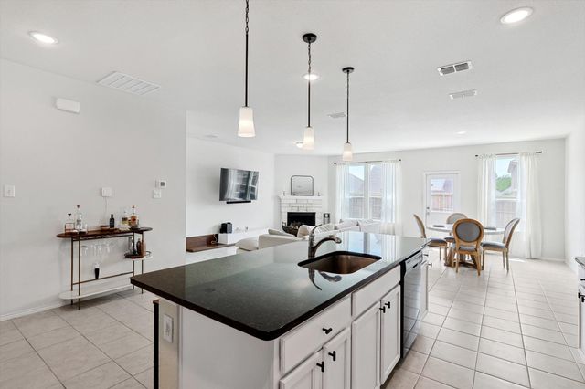 1049 Castroville Drive, Forney, TX 75126