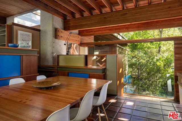 715 Brooktree Road, Pacific Palisades (los Angeles), CA 90272