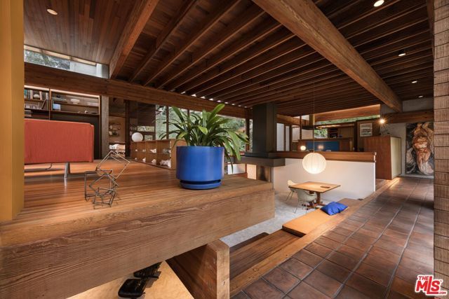 715 Brooktree Road, Pacific Palisades (los Angeles), CA 90272