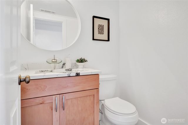 9834 NE 140th Place, Kirkland, WA 98034
