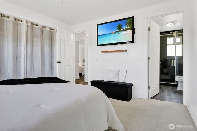9834 NE 140th Place, Kirkland, WA 98034