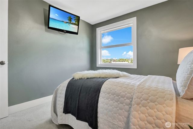 9834 NE 140th Place, Kirkland, WA 98034