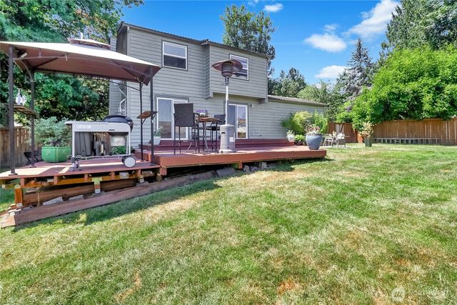 9834 NE 140th Place, Kirkland, WA 98034