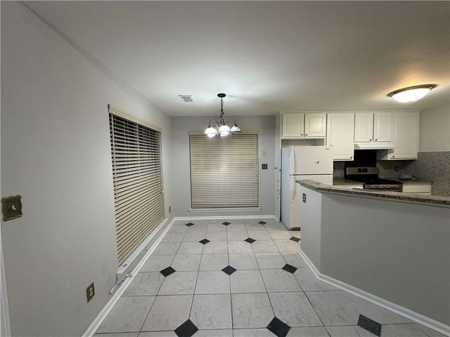 6770 Biscayne Boulevard, Rex, GA 30273