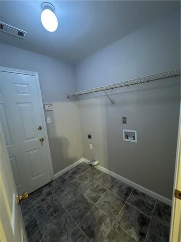 6770 Biscayne Boulevard, Rex, GA 30273