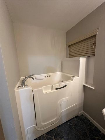 6770 Biscayne Boulevard, Rex, GA 30273