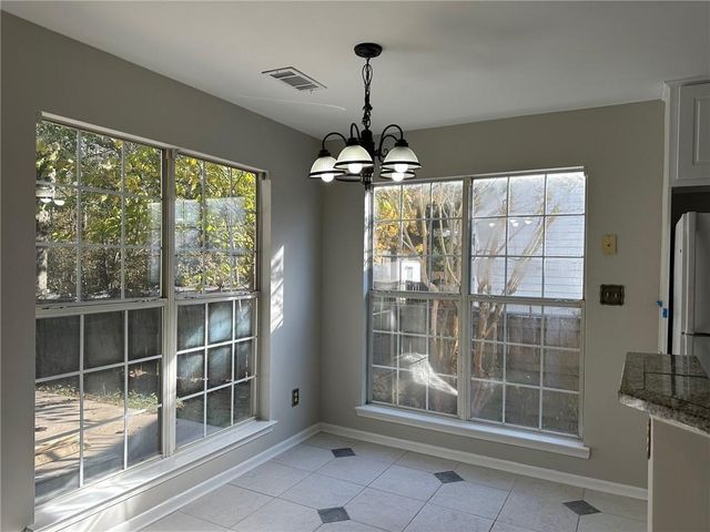 6770 Biscayne Boulevard, Rex, GA 30273