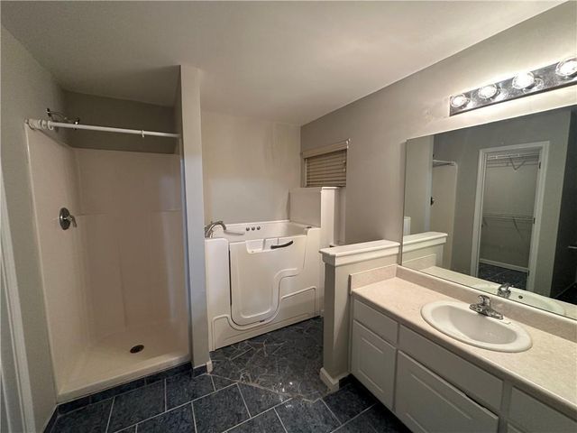 6770 Biscayne Boulevard, Rex, GA 30273