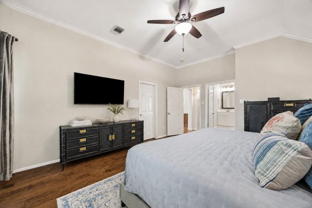 1823 River Trail, Sugar Land, TX 77479