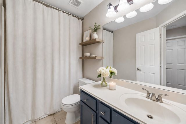 1823 River Trail, Sugar Land, TX 77479