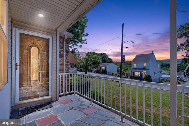 902 5TH ST, Port Carbon, PA 17965