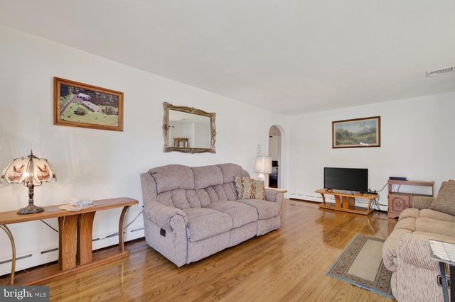 902 5TH ST, Port Carbon, PA 17965