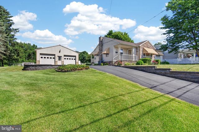 902 5TH ST, Port Carbon, PA 17965