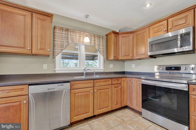 902 5TH ST, Port Carbon, PA 17965