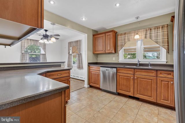 902 5TH ST, Port Carbon, PA 17965
