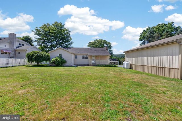 902 5TH ST, Port Carbon, PA 17965