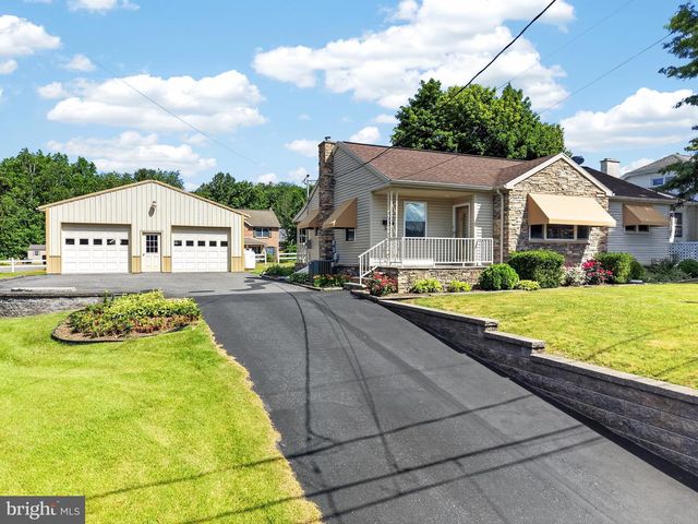 902 5TH ST, Port Carbon, PA 17965