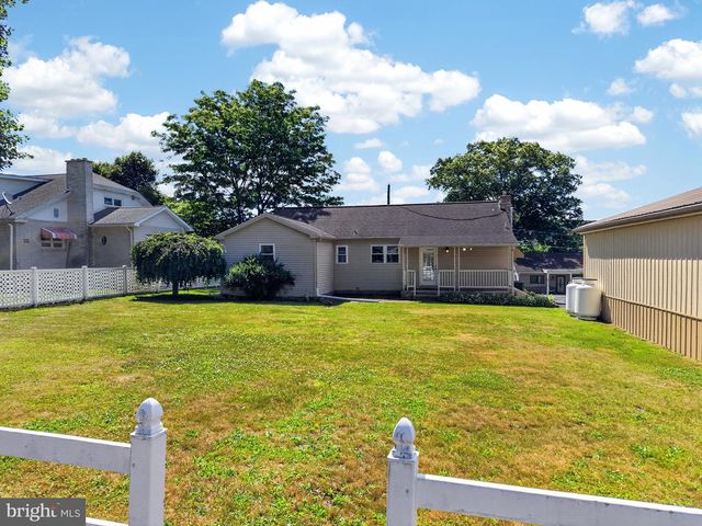 902 5TH ST, Port Carbon, PA 17965