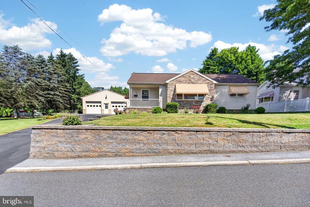 902 5TH ST, Port Carbon, PA 17965