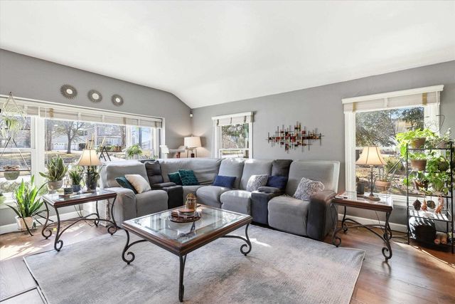 2526 S WEBSTER AVENUE, Green Bay, WI 54301